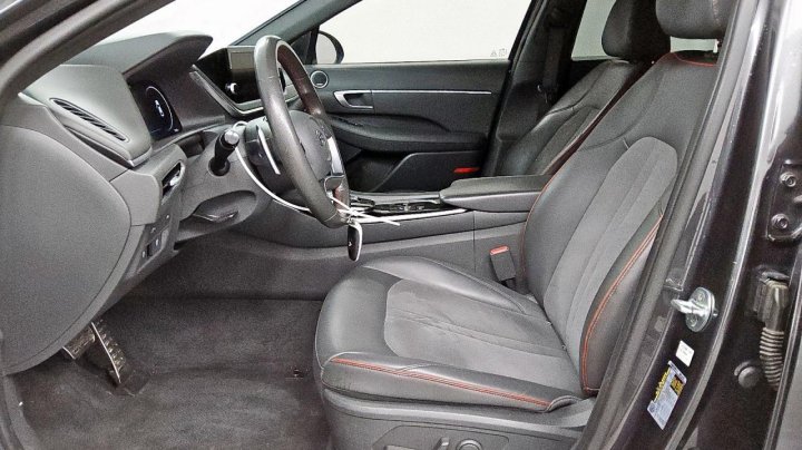 Hyundai SONATA  2022