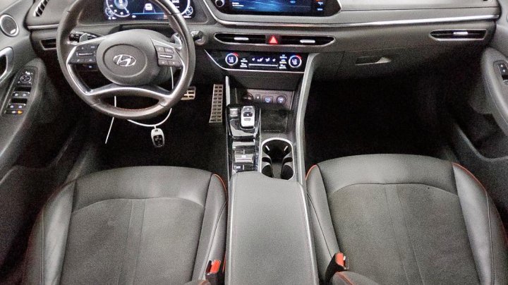 Hyundai SONATA  2022