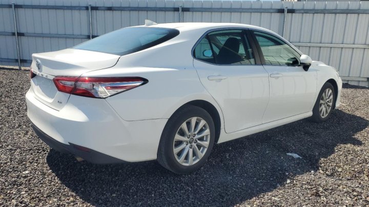 Toyota Camry  2020
