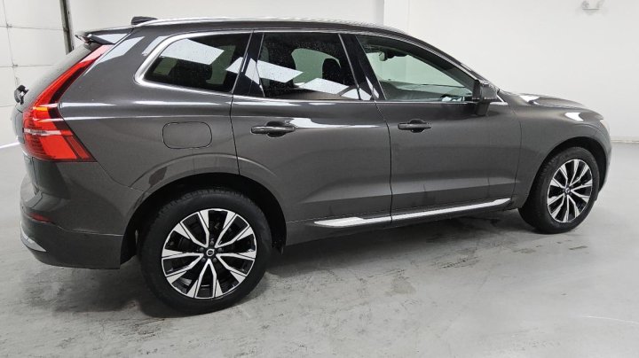 Volvo XC60  2023