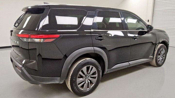 Nissan Pathfinder  2023