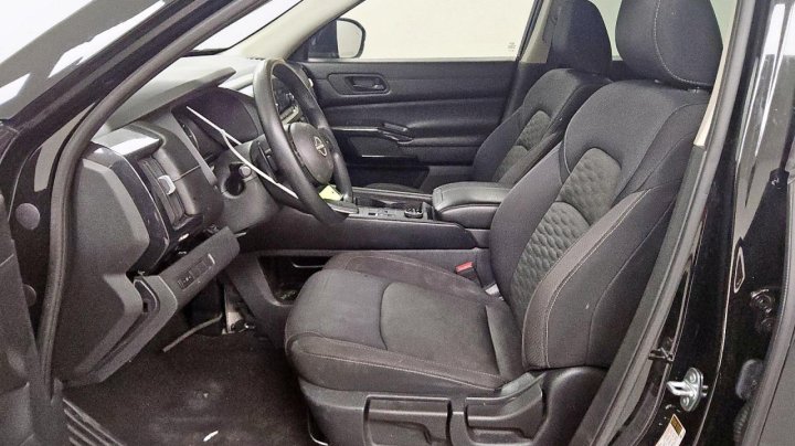 Nissan Pathfinder  2023