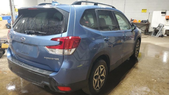 Subaru Forester  2021