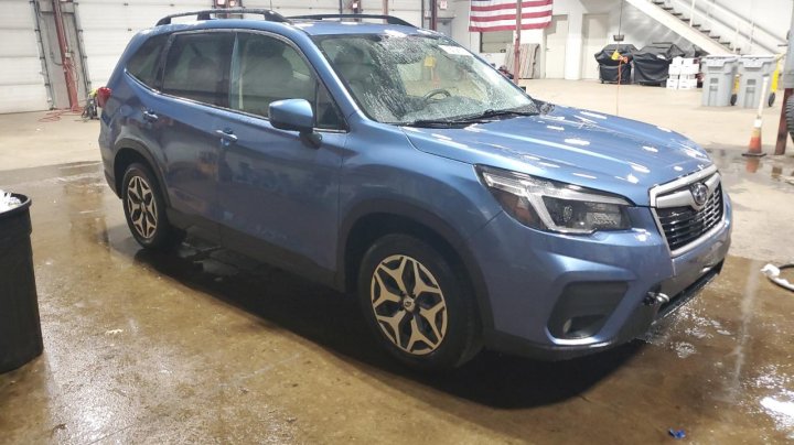 Subaru Forester  2021