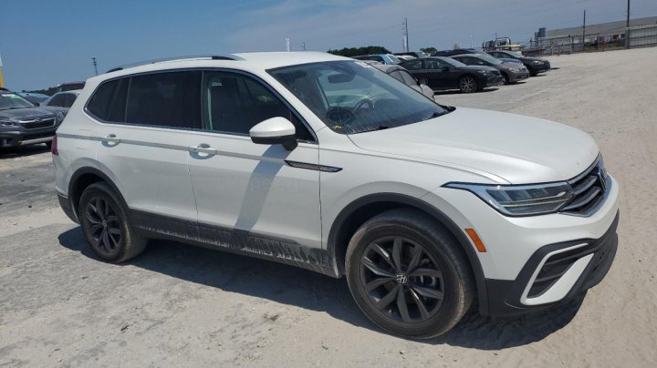 Volkswagen Tiguan  2023