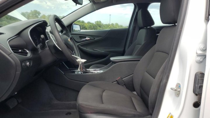 Chevrolet Malibu  2023