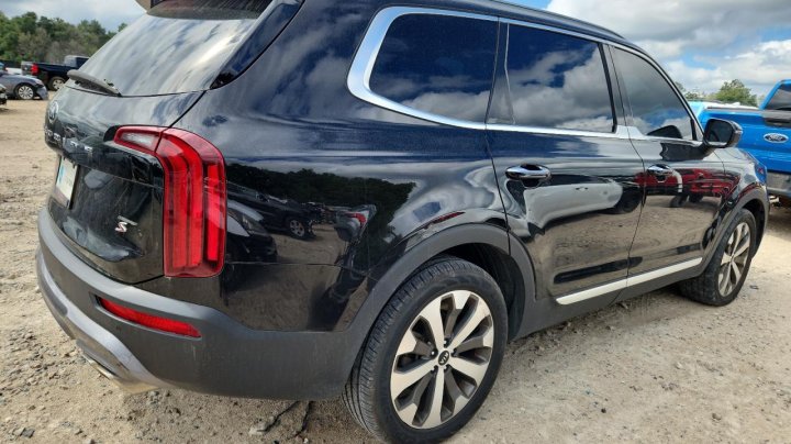 KIA TELLURIDE  2021