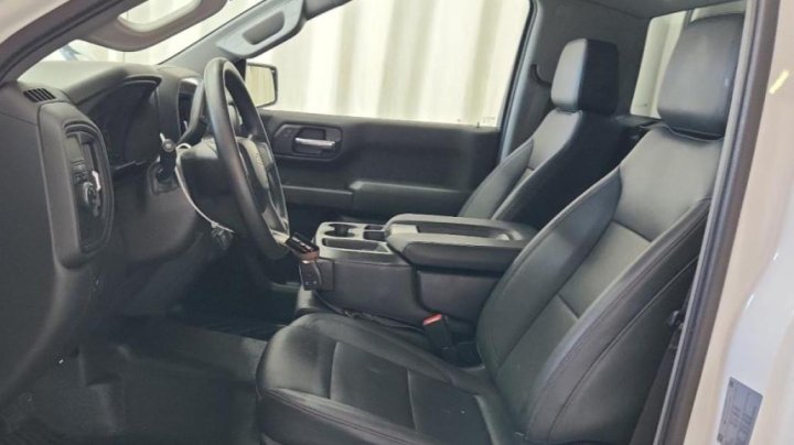 Chevrolet Silverado  2023