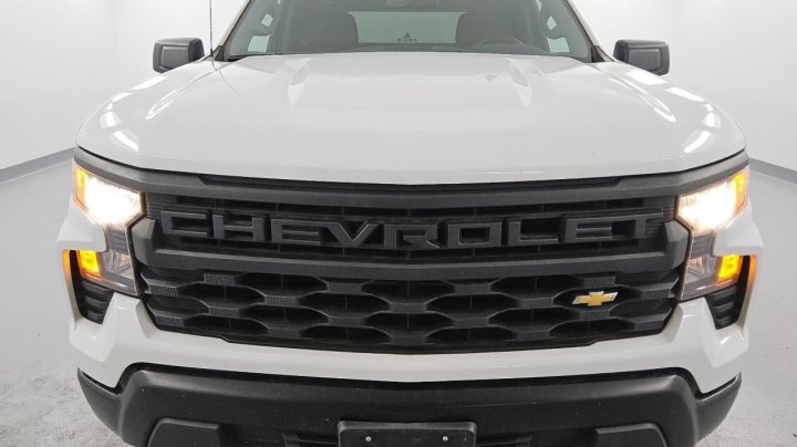 Chevrolet Silverado  2023