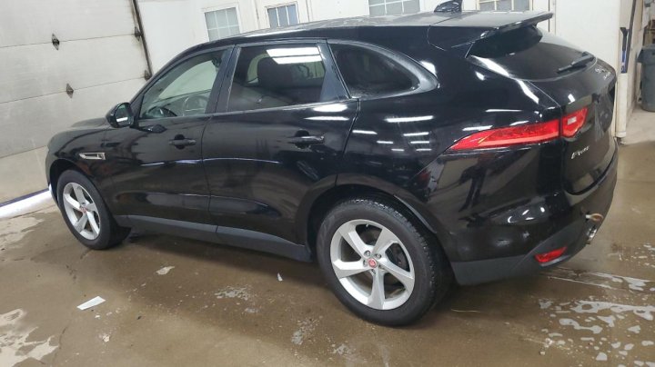 Jaguar F-Pace  2017