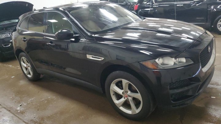Jaguar F-Pace  2017