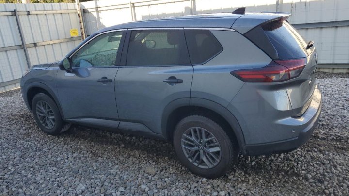Nissan ROGUE  2024