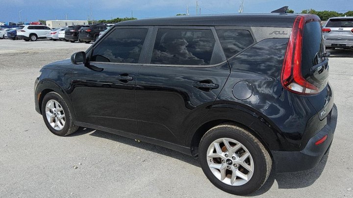 KIA Soul  2021