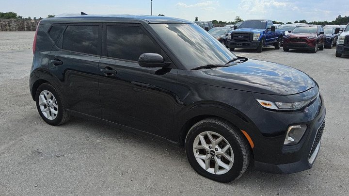 KIA Soul  2021