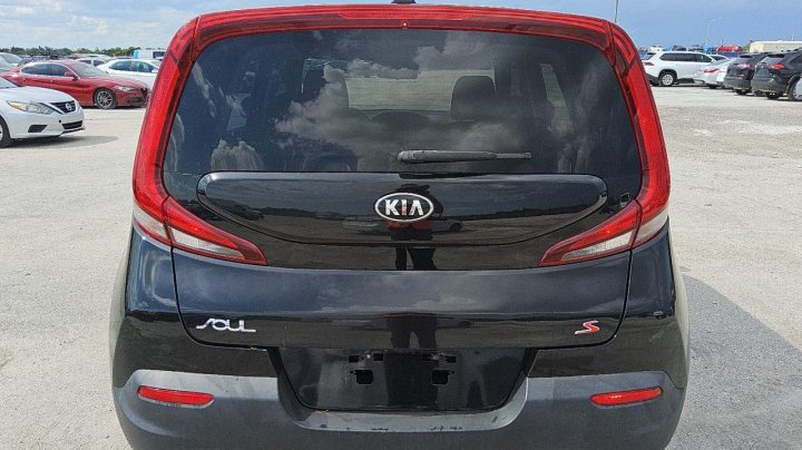 KIA Soul  2021
