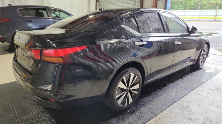 Nissan Altima  2019