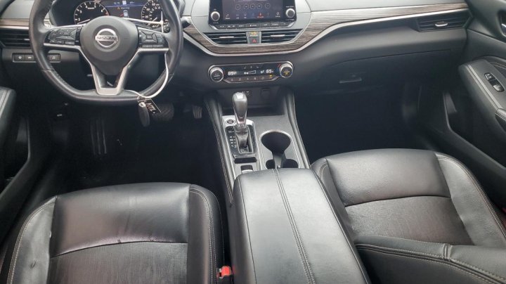 Nissan Altima  2019