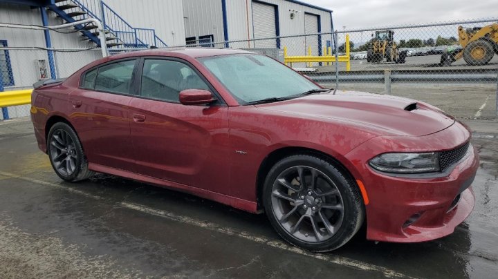 Dodge Charger  2021