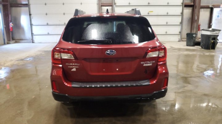 Subaru Outback  2016