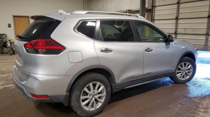 Nissan ROGUE  2017