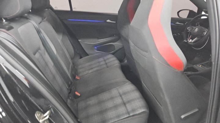 Volkswagen GTI  2022