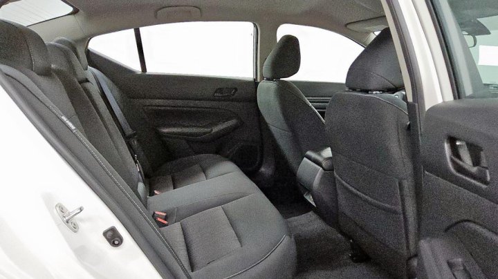 Nissan Altima  2025