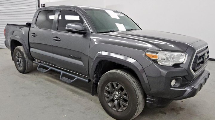 Toyota TACOMA  2022