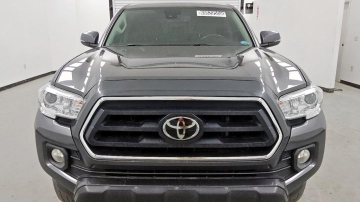 Toyota TACOMA  2022