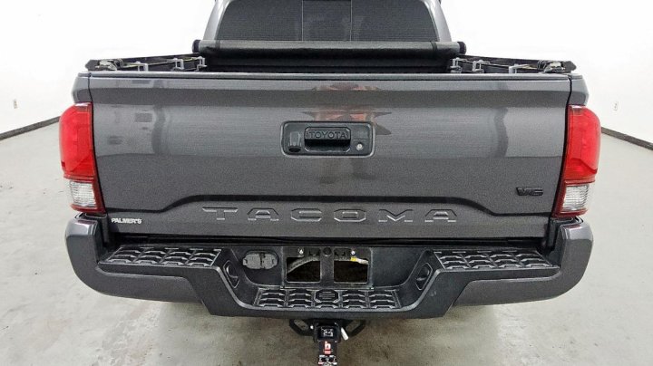 Toyota TACOMA  2022