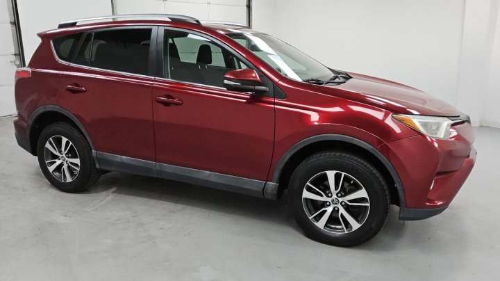 Toyota RAV4  2018