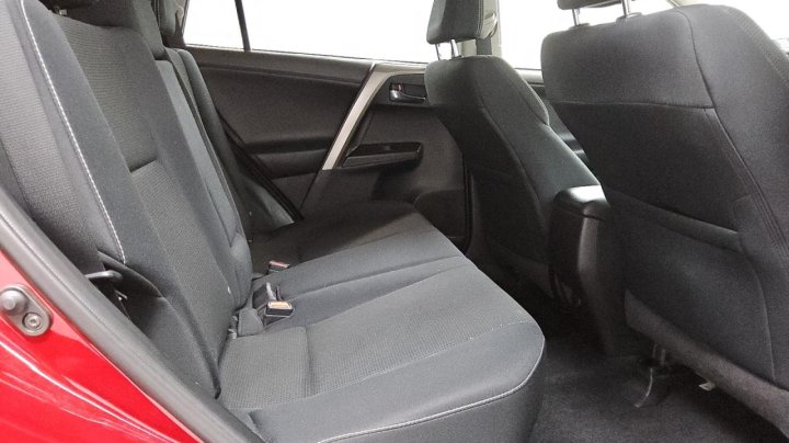 Toyota RAV4  2018