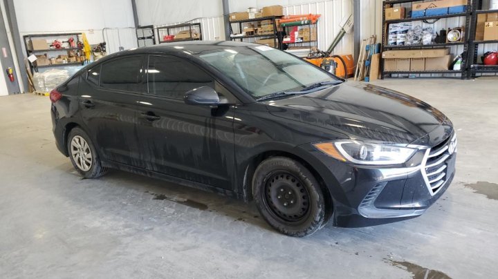 Hyundai Elantra  2018