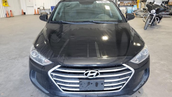 Hyundai Elantra  2018