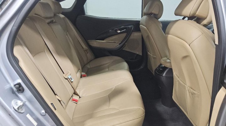 Hyundai AZERA  2015