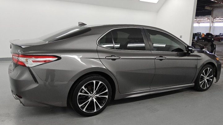 Toyota Camry  2020