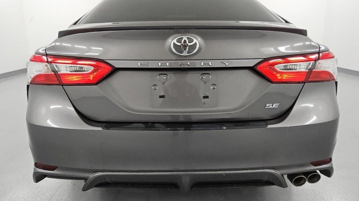 Toyota Camry  2020