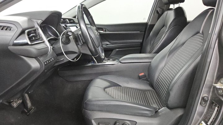 Toyota Camry  2020