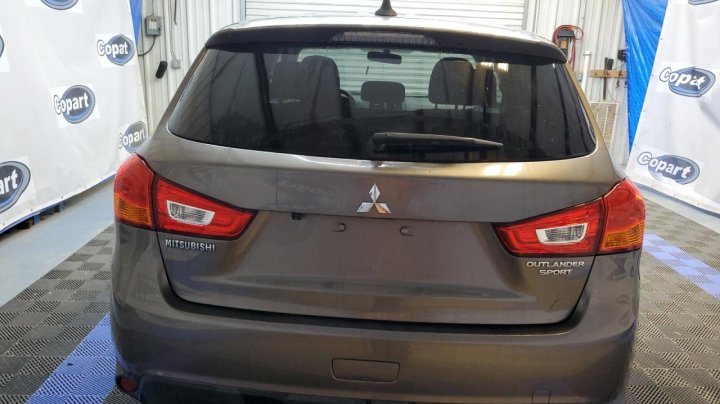 Mitsubishi OUTLANDER SPORT  2017