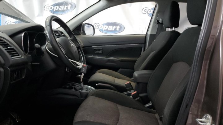 Mitsubishi OUTLANDER SPORT  2017