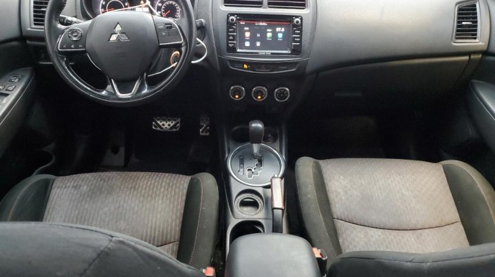 Mitsubishi OUTLANDER SPORT  2017