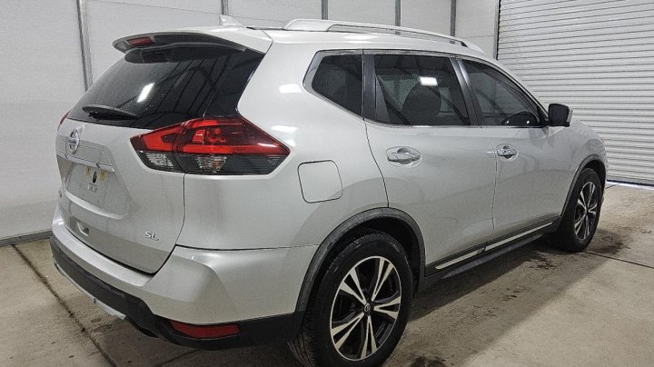 Nissan ROGUE  2018