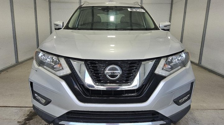 Nissan ROGUE  2018