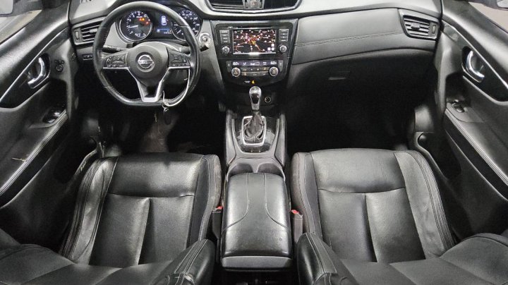 Nissan ROGUE  2018