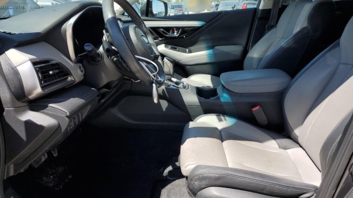 Subaru Outback  2022