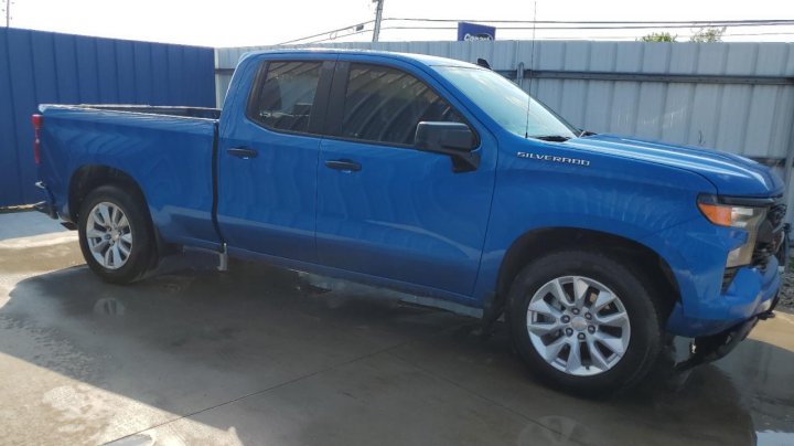 Chevrolet Silverado  2022