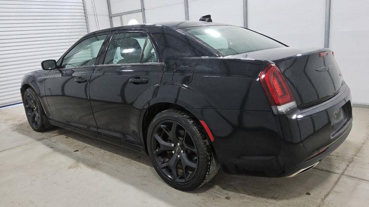 CHRYSLER 300  2022
