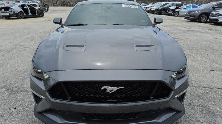 Ford MUSTANG  2021