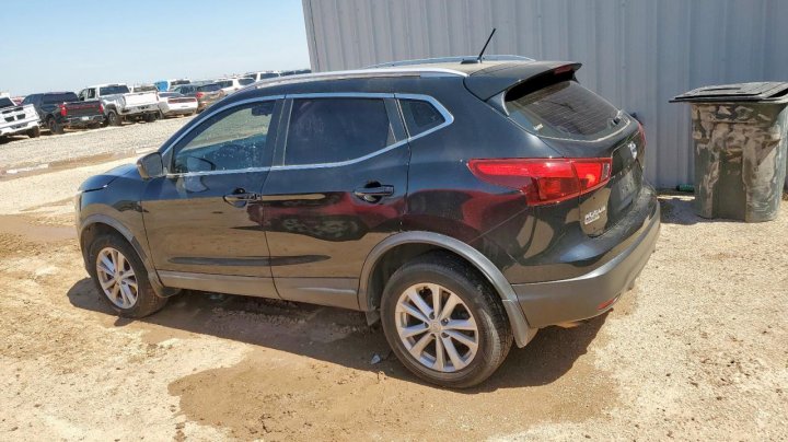 Nissan Rogue Sport  2017