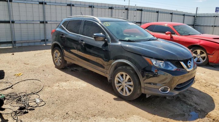 Nissan Rogue Sport  2017