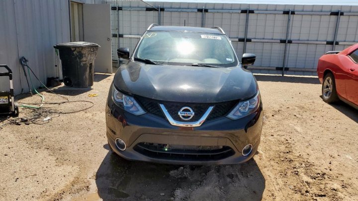 Nissan Rogue Sport  2017